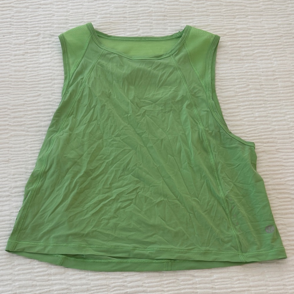 Lululemon cropped green tank